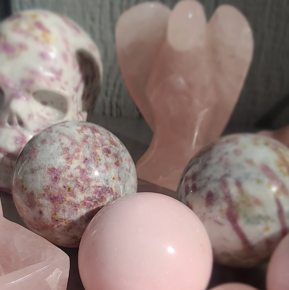 LAST ONE! Pink hand carved ruby tourmaline large spheres - Picture 5 of 7